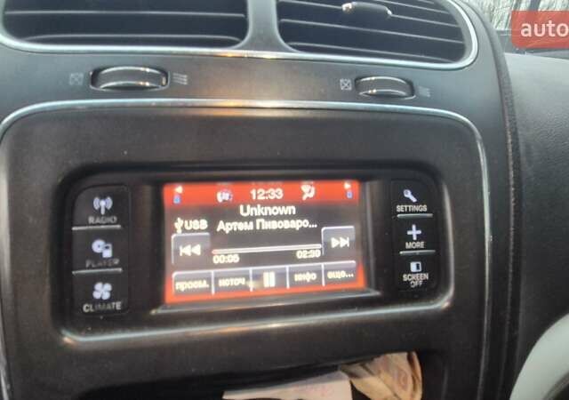 Сірий Додж Джорні, об'ємом двигуна 2.36 л та пробігом 389 тис. км за 7299 $, фото 4 на Automoto.ua