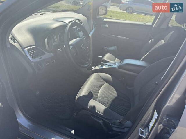 Серый Додж Джорни, объемом двигателя 2.4 л и пробегом 310 тыс. км за 8200 $, фото 11 на Automoto.ua