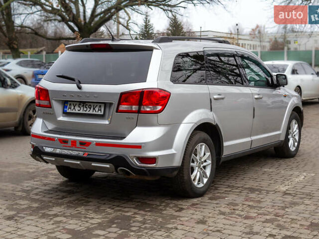 Серый Додж Джорни, объемом двигателя 2.36 л и пробегом 206 тыс. км за 10500 $, фото 7 на Automoto.ua