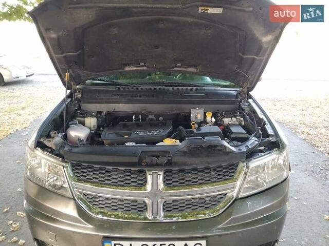 Сірий Додж Джорні, об'ємом двигуна 2.36 л та пробігом 316 тис. км за 7500 $, фото 45 на Automoto.ua