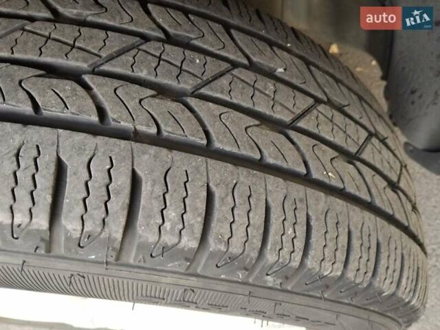 Сірий Додж Джорні, об'ємом двигуна 2.36 л та пробігом 316 тис. км за 7500 $, фото 50 на Automoto.ua