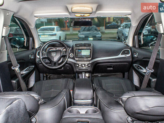 Серый Додж Джорни, объемом двигателя 2.36 л и пробегом 206 тыс. км за 10500 $, фото 18 на Automoto.ua