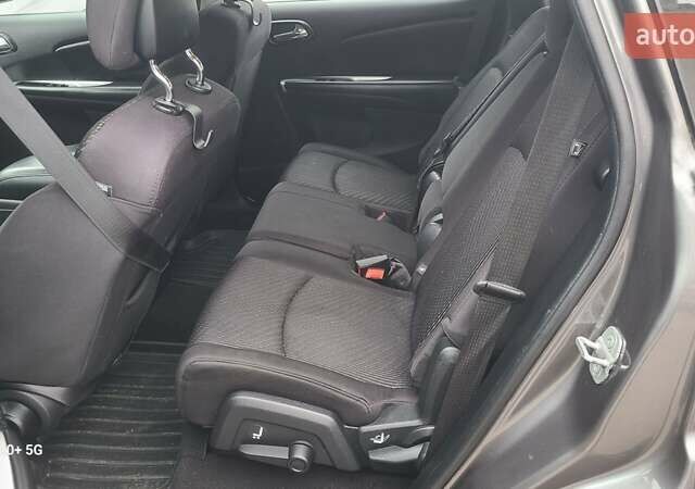 Сірий Додж Джорні, об'ємом двигуна 2.36 л та пробігом 320 тис. км за 8900 $, фото 11 на Automoto.ua