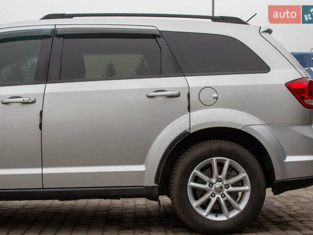 Серый Додж Джорни, объемом двигателя 2.36 л и пробегом 206 тыс. км за 10500 $, фото 11 на Automoto.ua