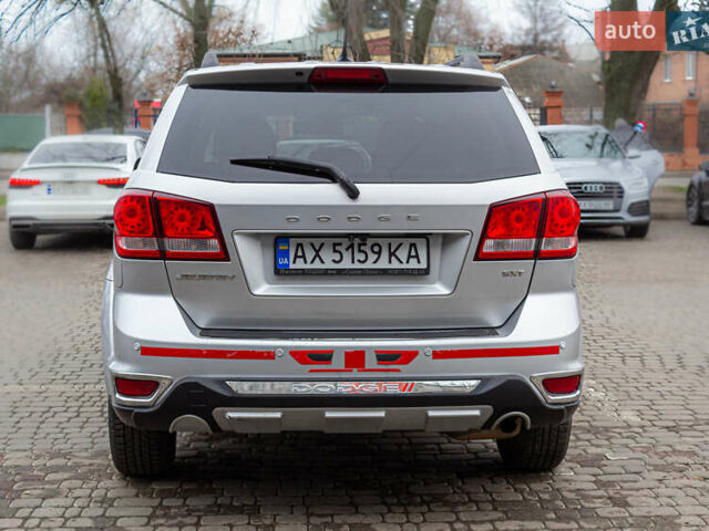 Серый Додж Джорни, объемом двигателя 2.36 л и пробегом 206 тыс. км за 10500 $, фото 6 на Automoto.ua