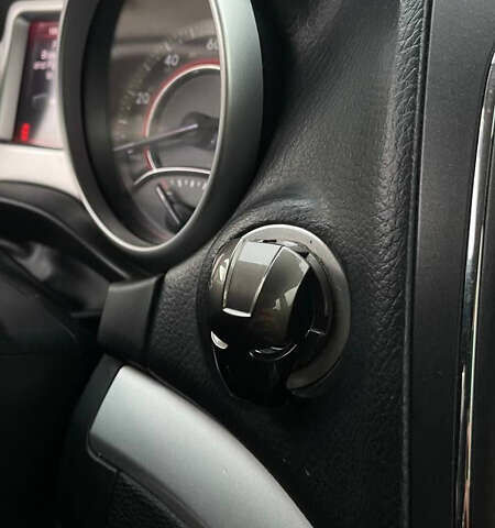 Серый Додж Джорни, объемом двигателя 2.36 л и пробегом 290 тыс. км за 8300 $, фото 5 на Automoto.ua