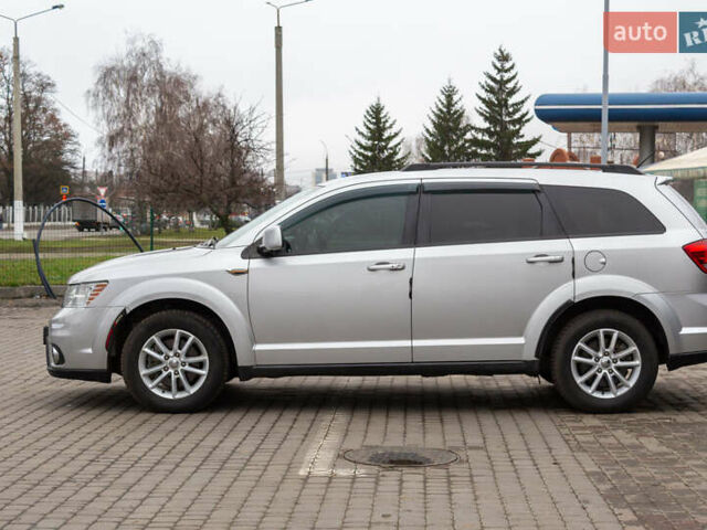 Серый Додж Джорни, объемом двигателя 2.36 л и пробегом 206 тыс. км за 10500 $, фото 4 на Automoto.ua