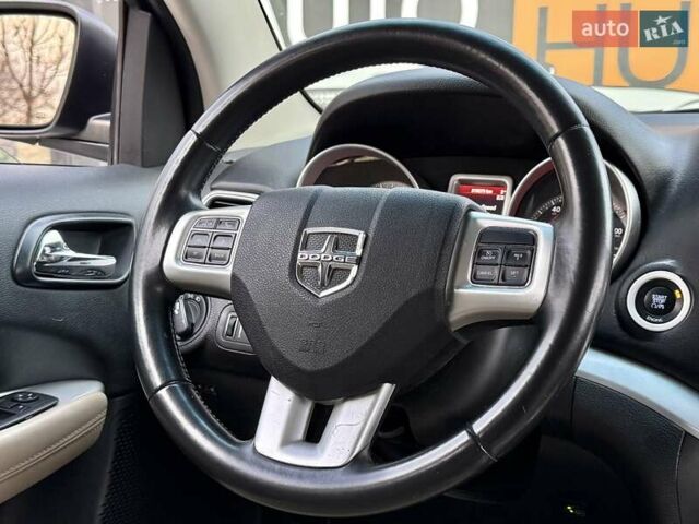 Серый Додж Джорни, объемом двигателя 2.36 л и пробегом 215 тыс. км за 8900 $, фото 15 на Automoto.ua