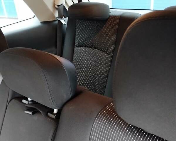 Сірий Додж Джорні, об'ємом двигуна 2.36 л та пробігом 180 тис. км за 9500 $, фото 1 на Automoto.ua