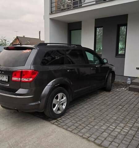 Серый Додж Джорни, объемом двигателя 2.4 л и пробегом 214 тыс. км за 9700 $, фото 7 на Automoto.ua