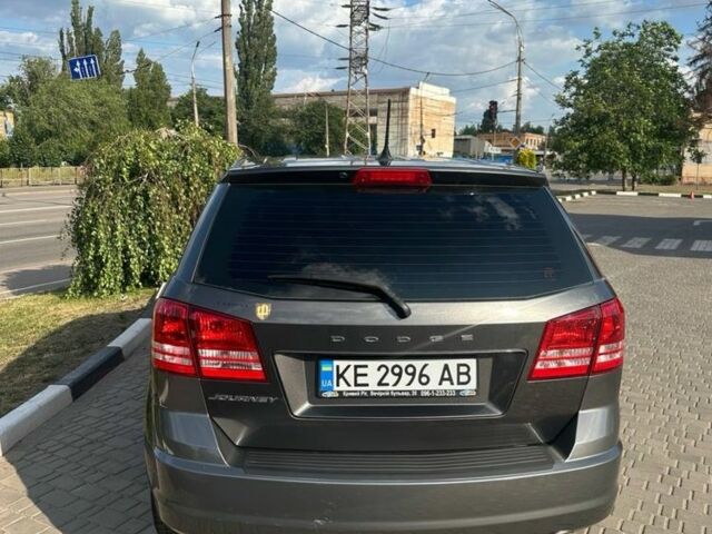 Серый Додж Джорни, объемом двигателя 2.4 л и пробегом 208 тыс. км за 10300 $, фото 7 на Automoto.ua