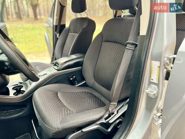 Сірий Додж Джорні, об'ємом двигуна 2.36 л та пробігом 251 тис. км за 10500 $, фото 15 на Automoto.ua