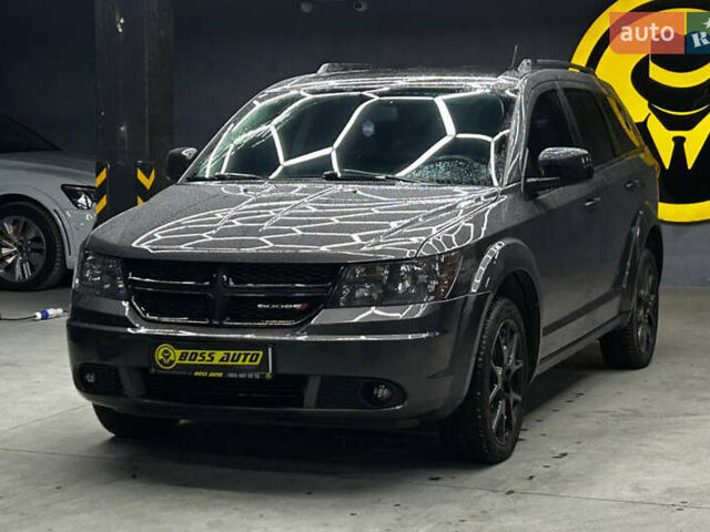 Сірий Додж Джорні, об'ємом двигуна 2.36 л та пробігом 248 тис. км за 10500 $, фото 2 на Automoto.ua