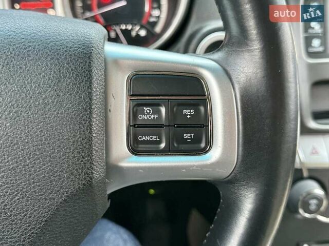 Серый Додж Джорни, объемом двигателя 2.36 л и пробегом 215 тыс. км за 8900 $, фото 20 на Automoto.ua