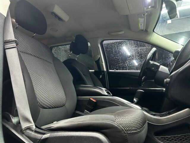 Серый Додж Джорни, объемом двигателя 2.4 л и пробегом 248 тыс. км за 10500 $, фото 5 на Automoto.ua