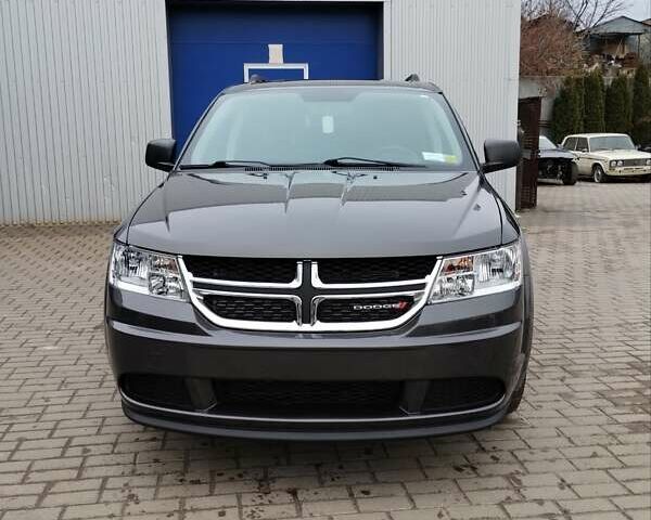 Сірий Додж Джорні, об'ємом двигуна 2.36 л та пробігом 180 тис. км за 9500 $, фото 5 на Automoto.ua