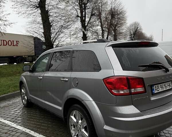 Сірий Додж Джорні, об'ємом двигуна 2.36 л та пробігом 266 тис. км за 10000 $, фото 1 на Automoto.ua