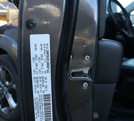 Серый Додж Джорни, объемом двигателя 3.6 л и пробегом 186 тыс. км за 12300 $, фото 10 на Automoto.ua