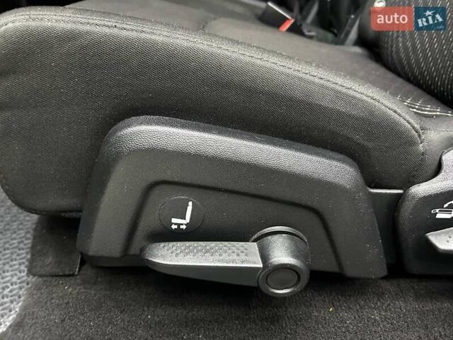 Сірий Додж Джорні, об'ємом двигуна 2.36 л та пробігом 248 тис. км за 10500 $, фото 16 на Automoto.ua