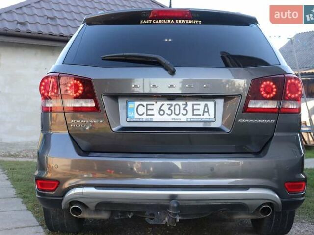 Серый Додж Джорни, объемом двигателя 3.6 л и пробегом 186 тыс. км за 12300 $, фото 2 на Automoto.ua