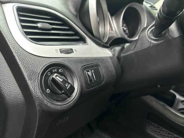 Серый Додж Джорни, объемом двигателя 2.4 л и пробегом 248 тыс. км за 10500 $, фото 23 на Automoto.ua