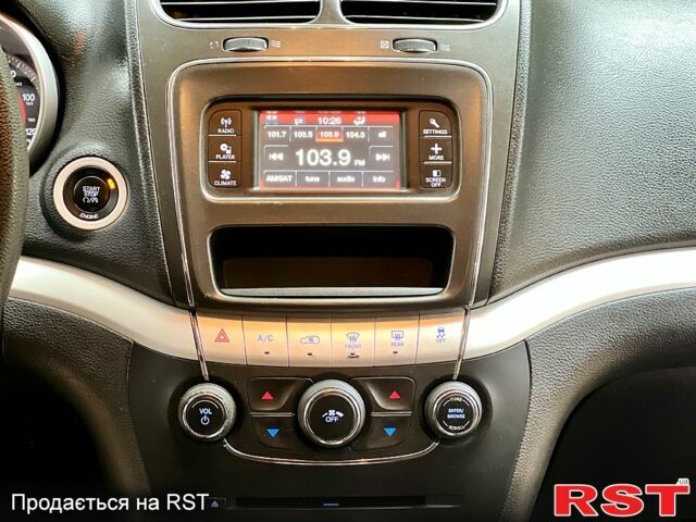 Серый Додж Джорни, объемом двигателя 2.4 л и пробегом 250 тыс. км за 10500 $, фото 12 на Automoto.ua