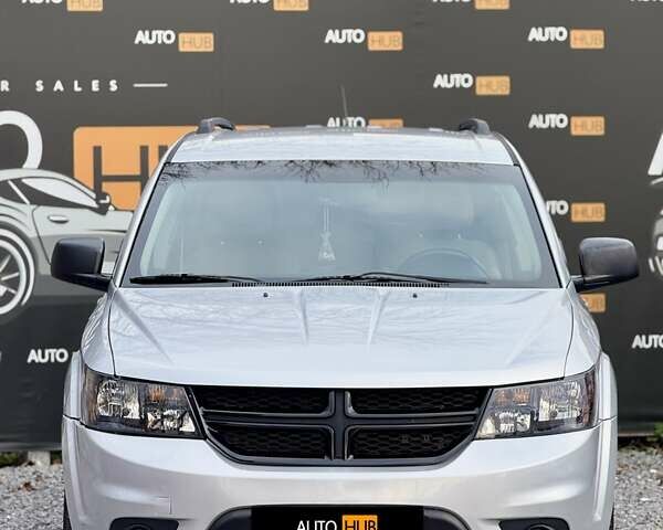 Серый Додж Джорни, объемом двигателя 2.36 л и пробегом 215 тыс. км за 8900 $, фото 3 на Automoto.ua