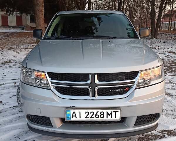 Сірий Додж Джорні, об'ємом двигуна 2.36 л та пробігом 190 тис. км за 10500 $, фото 8 на Automoto.ua