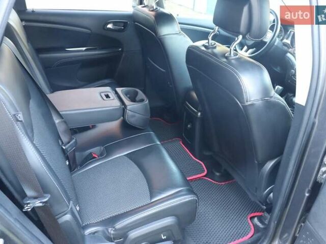 Серый Додж Джорни, объемом двигателя 3.6 л и пробегом 186 тыс. км за 12300 $, фото 6 на Automoto.ua