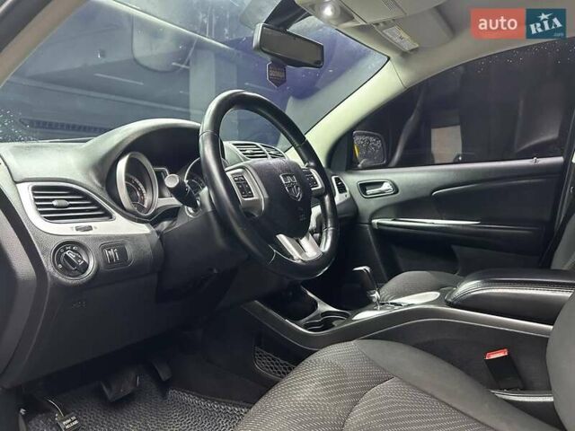 Сірий Додж Джорні, об'ємом двигуна 2.36 л та пробігом 248 тис. км за 10500 $, фото 22 на Automoto.ua