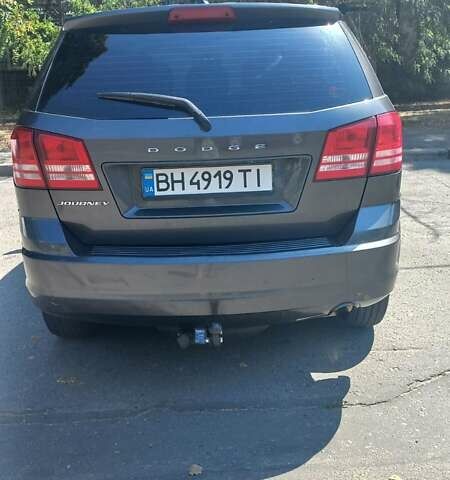 Серый Додж Джорни, объемом двигателя 2.36 л и пробегом 1 тыс. км за 9000 $, фото 3 на Automoto.ua