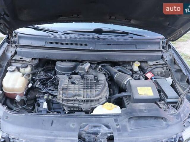 Серый Додж Джорни, объемом двигателя 3.6 л и пробегом 186 тыс. км за 12300 $, фото 15 на Automoto.ua