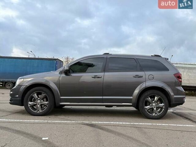 Додж Джорни 2015 в Киеве на Automoto.ua Серый Додж Джорни, объемом двигателя 3.6 л и пробегом 197 тыс. км за 13400 $, фото 6 на Automoto.ua