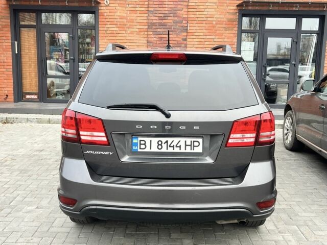 Серый Додж Джорни, объемом двигателя 2.4 л и пробегом 180 тыс. км за 8800 $, фото 6 на Automoto.ua