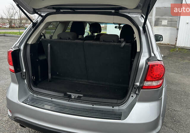 Сірий Додж Джорні, об'ємом двигуна 3.61 л та пробігом 190 тис. км за 9950 $, фото 30 на Automoto.ua