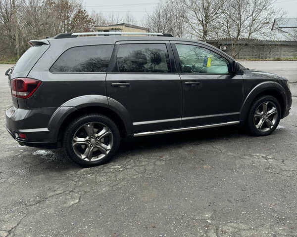 Серый Додж Джорни, объемом двигателя 3.6 л и пробегом 187 тыс. км за 12200 $, фото 3 на Automoto.ua