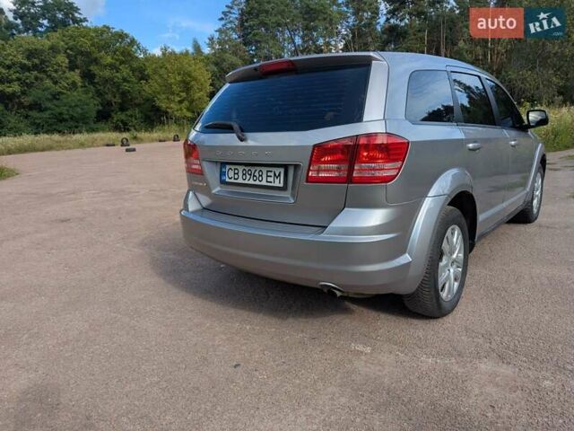 Сірий Додж Джорні, об'ємом двигуна 2.36 л та пробігом 166 тис. км за 10000 $, фото 8 на Automoto.ua
