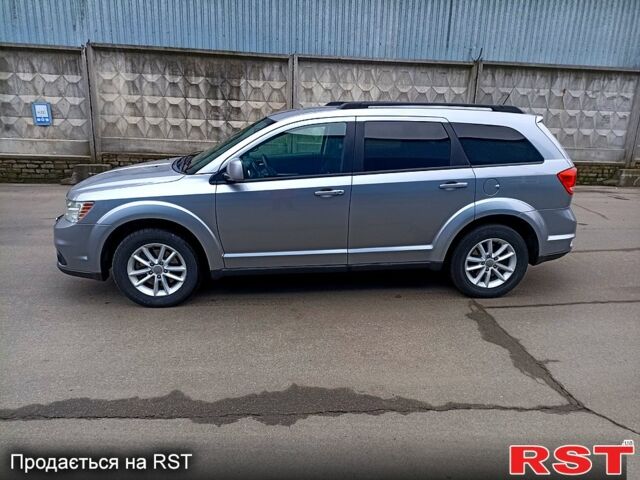 Серый Додж Джорни, объемом двигателя 3.6 л и пробегом 155 тыс. км за 10900 $, фото 4 на Automoto.ua