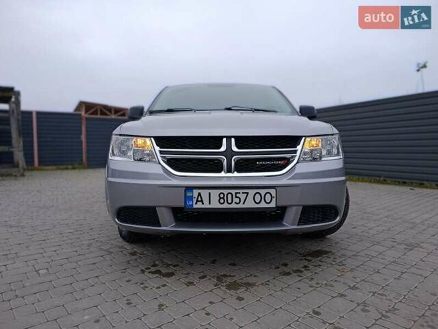 Серый Додж Джорни, объемом двигателя 2.36 л и пробегом 144 тыс. км за 9700 $, фото 3 на Automoto.ua