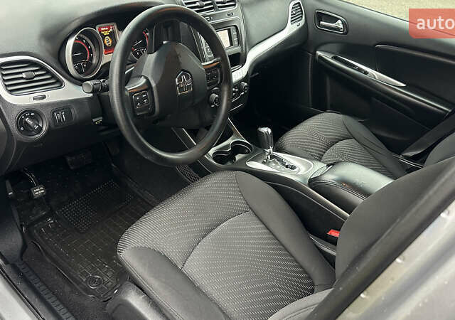 Сірий Додж Джорні, об'ємом двигуна 3.61 л та пробігом 190 тис. км за 9950 $, фото 16 на Automoto.ua