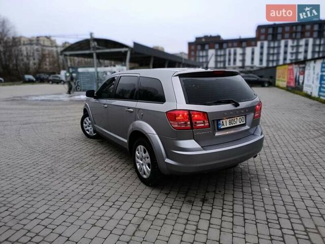 Серый Додж Джорни, объемом двигателя 2.36 л и пробегом 144 тыс. км за 9700 $, фото 1 на Automoto.ua