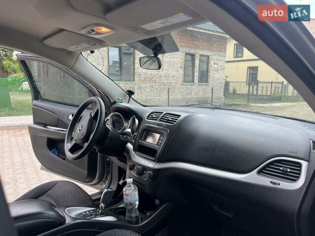 Серый Додж Джорни, объемом двигателя 2.36 л и пробегом 210 тыс. км за 9100 $, фото 16 на Automoto.ua