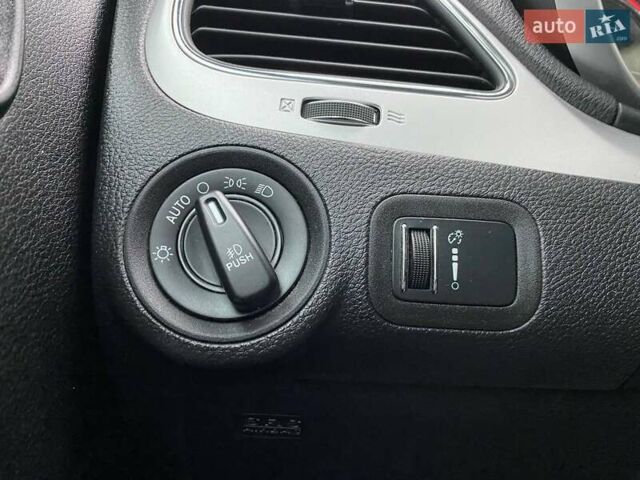 Серый Додж Джорни, объемом двигателя 3.6 л и пробегом 130 тыс. км за 12900 $, фото 13 на Automoto.ua