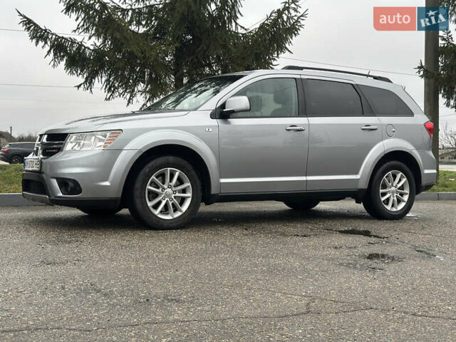 Сірий Додж Джорні, об'ємом двигуна 3.61 л та пробігом 190 тис. км за 9950 $, фото 4 на Automoto.ua