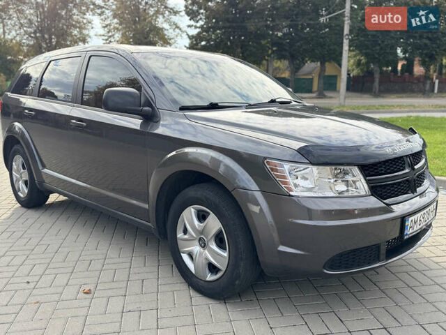 Сірий Додж Джорні, об'ємом двигуна 2.36 л та пробігом 204 тис. км за 7999 $, фото 2 на Automoto.ua