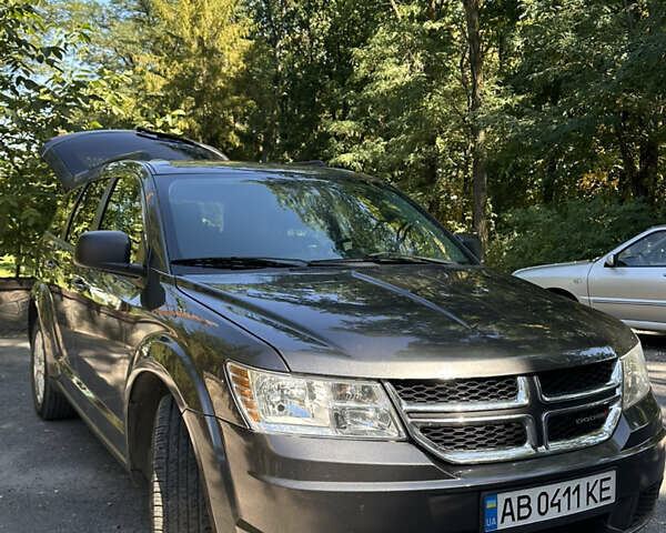 Сірий Додж Джорні, об'ємом двигуна 2.36 л та пробігом 299 тис. км за 9200 $, фото 22 на Automoto.ua