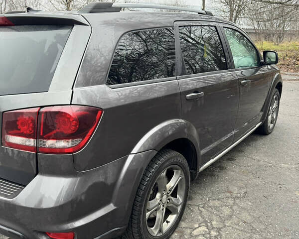 Серый Додж Джорни, объемом двигателя 3.6 л и пробегом 187 тыс. км за 12200 $, фото 13 на Automoto.ua