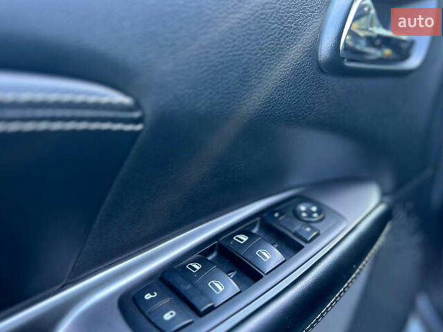 Серый Додж Джорни, объемом двигателя 2.36 л и пробегом 171 тыс. км за 12800 $, фото 6 на Automoto.ua