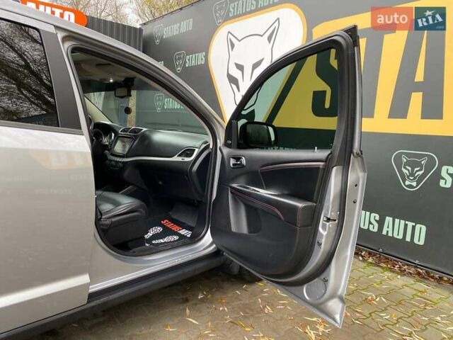 Серый Додж Джорни, объемом двигателя 3.6 л и пробегом 130 тыс. км за 12900 $, фото 26 на Automoto.ua