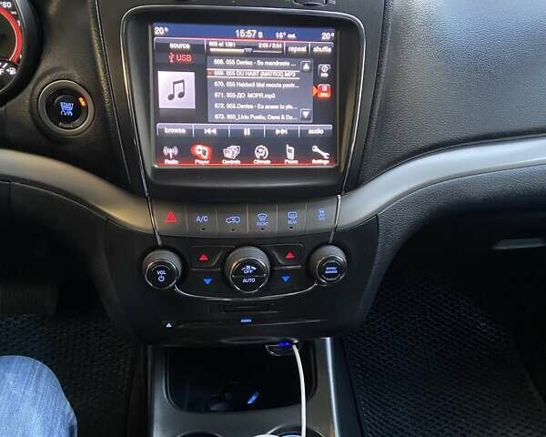 Сірий Додж Джорні, об'ємом двигуна 3.6 л та пробігом 225 тис. км за 12995 $, фото 39 на Automoto.ua